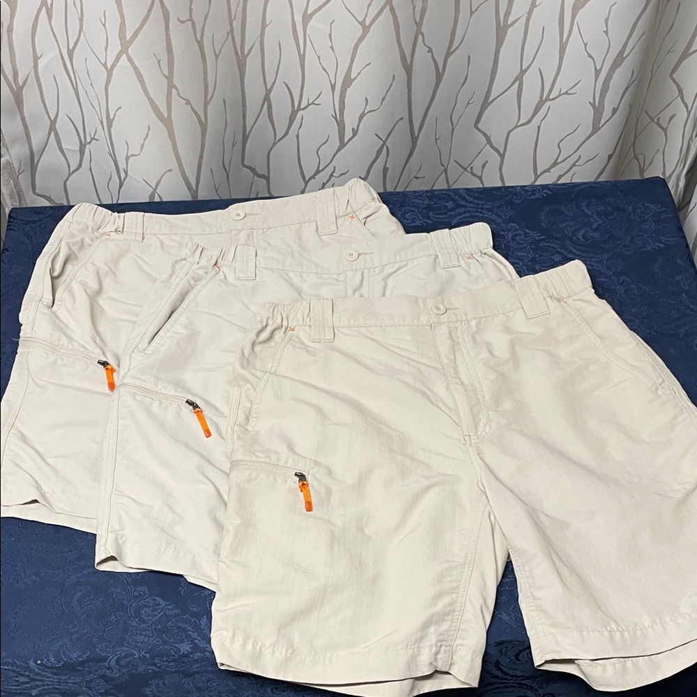 Orvis Men's Tan Cargo Shorts with Orange Zipper Accents, 3 pairs size M